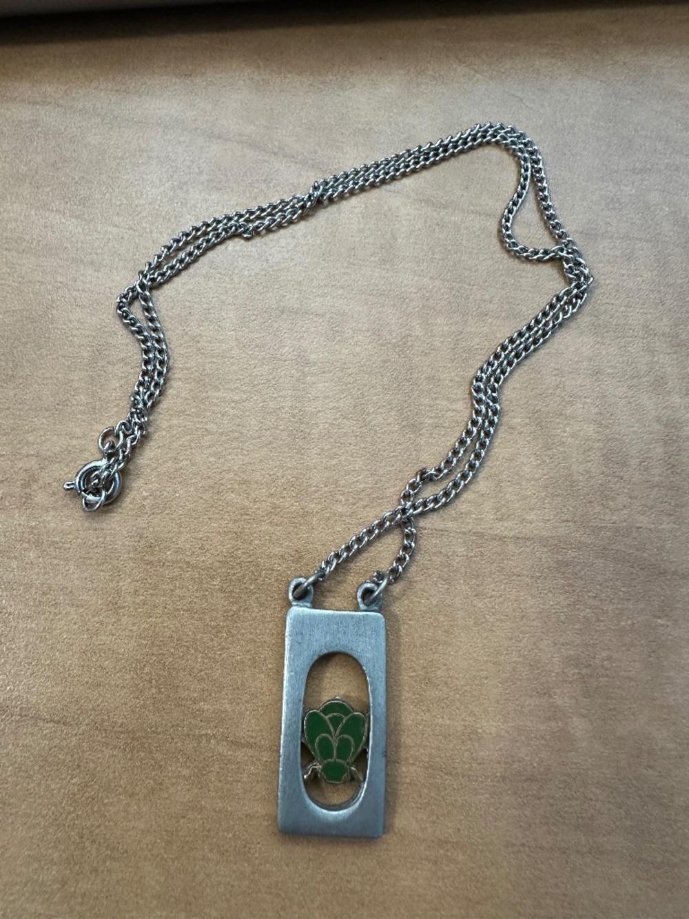 Vintage Silver Pendant with non-silver Necklace 16” – Green Enamel bee